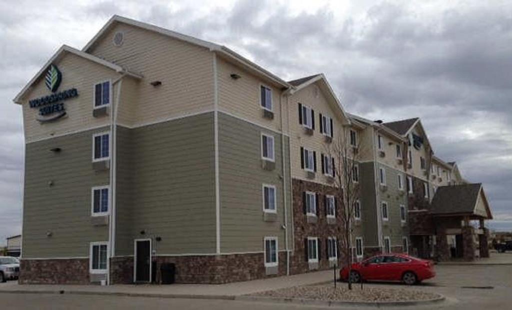 Suburban Studios Watford City Eksteriør billede