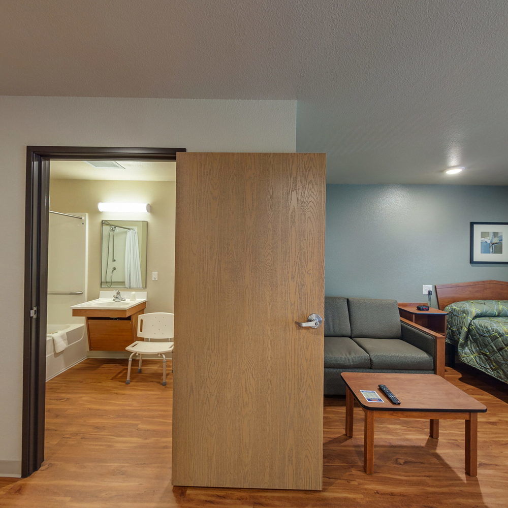 Suburban Studios Watford City Eksteriør billede